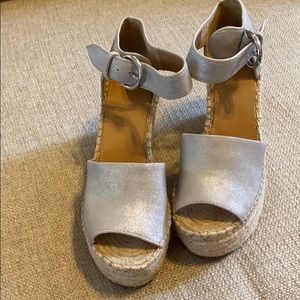 Beautiful Marc Fisher Wedges in silver! Authentic!